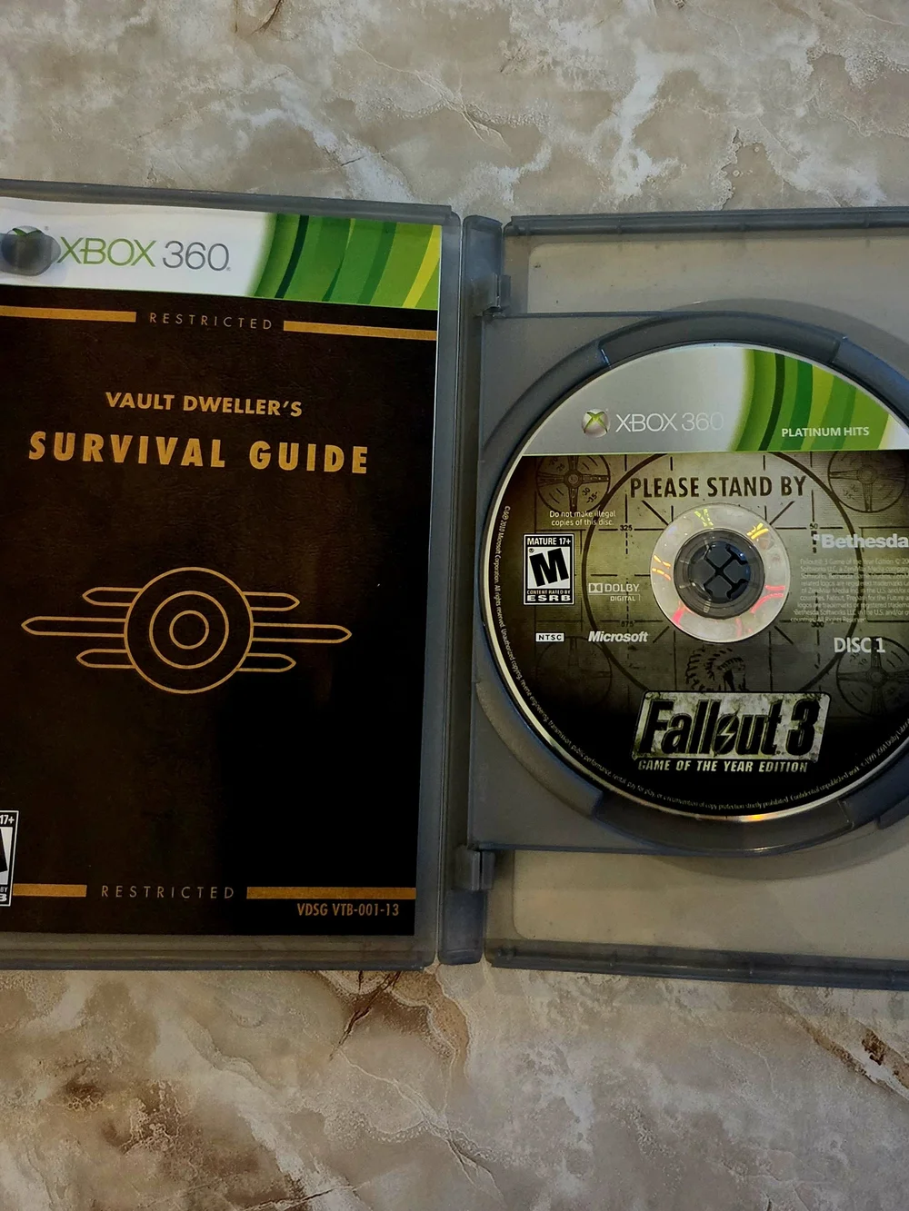 Fallout 3: Game of the Year Edition for Xbox 360 - Bethesda (Black)